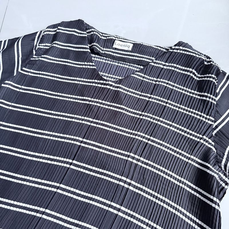 Blouse Hitam Garis (Loeniq), foto 3