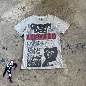 Futurist T-shirt Pria white