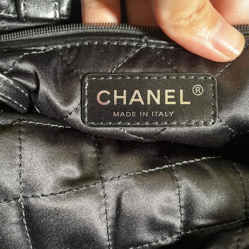 Chanel C22 Calfskin Quilted Backpack Ransel Black, foto 2