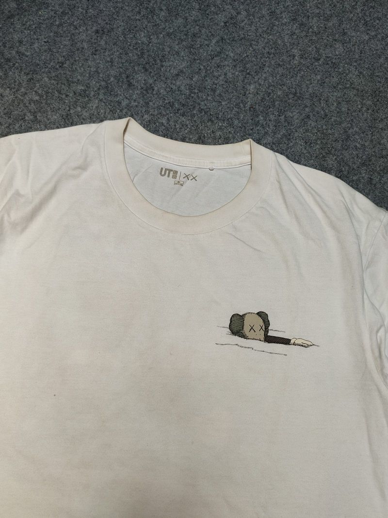 Uniqlo x KAWS, foto 2