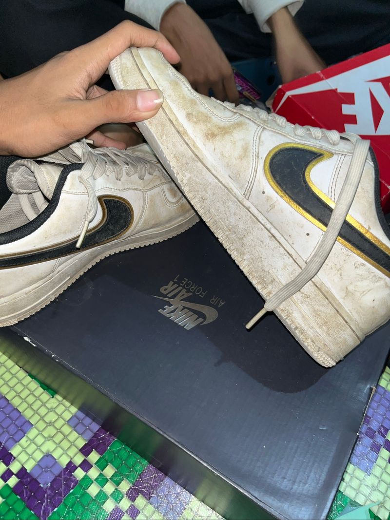 sepatu nike air force one 07 LV8, foto 3