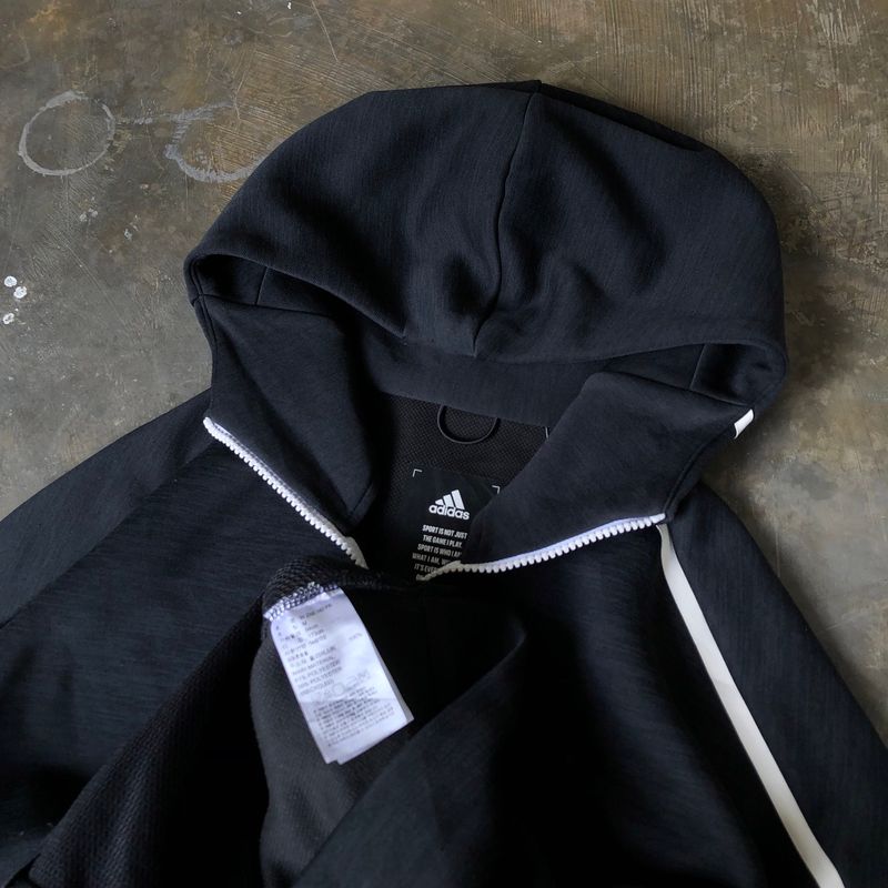Ziphoodie Adidas Tech ZNE, foto 3