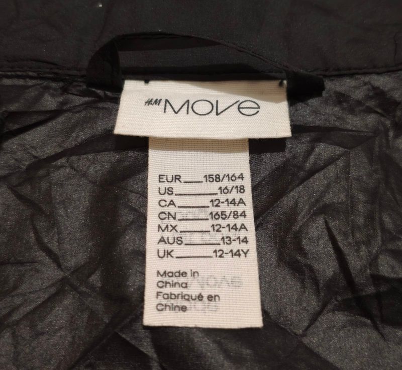 Jaket Sport Running H&M Move Hitam, foto 3