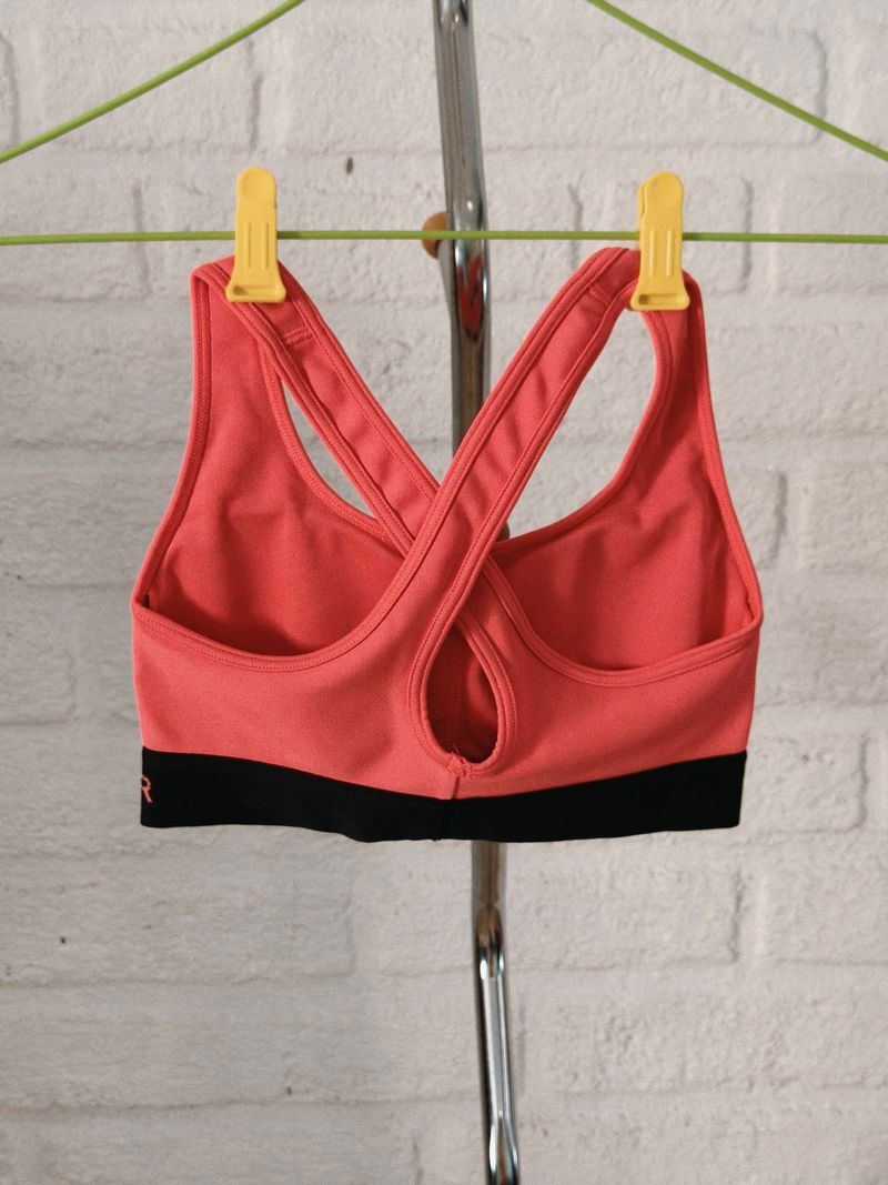 E3. Under Armour Sport Bra, foto 3