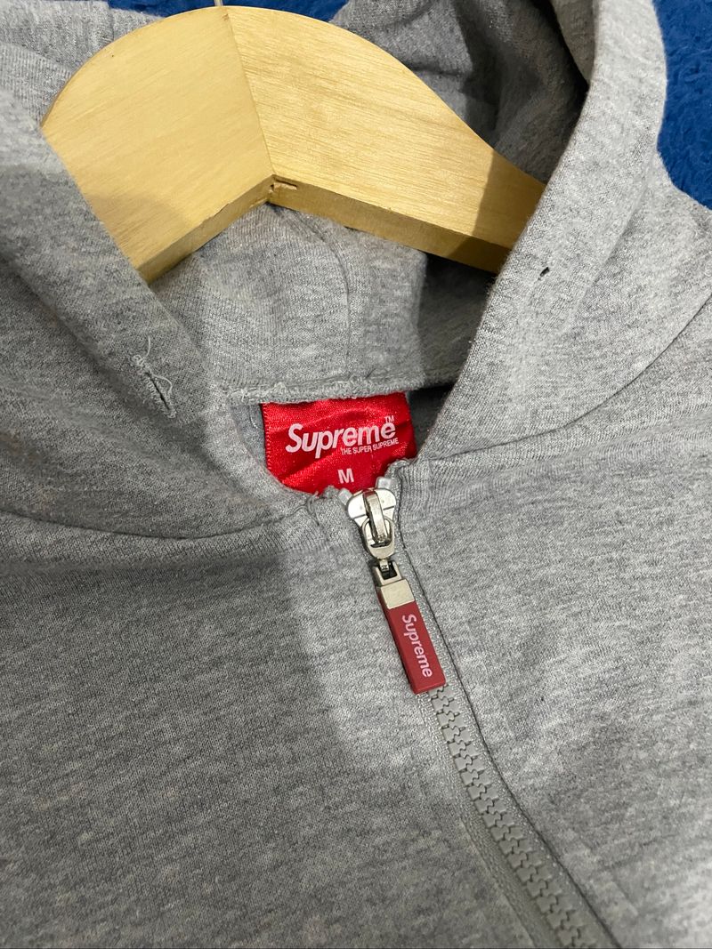 Jaket Zipper Supreme, foto 3