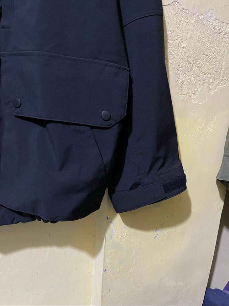 Jacket Outdoor GU Hitam, foto 3