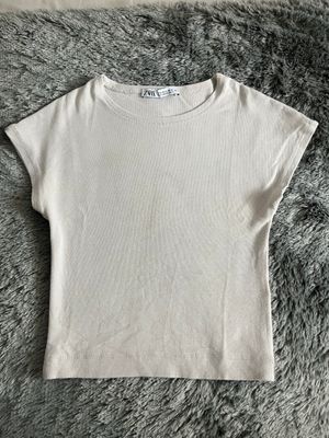 Zara broken white top