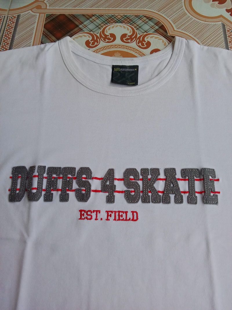 DUFFS SKATEBOARD, foto 2