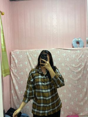 Minimalist Shirt Wanita brown