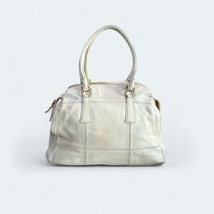 Salvatore Ferragamo Luxury Shoulder bag Wanita cream