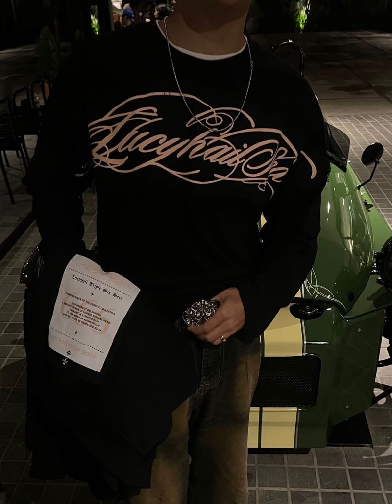 longsleeve cursive size M new fullset, foto 9