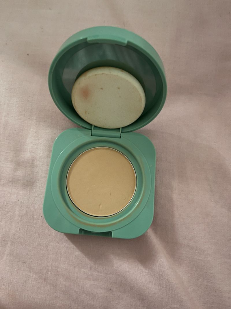 twc two way cake powder foundation luxcrime, foto 2