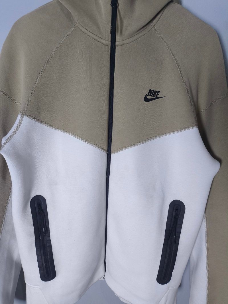 Nike Tech Fleece Summit White, foto 3