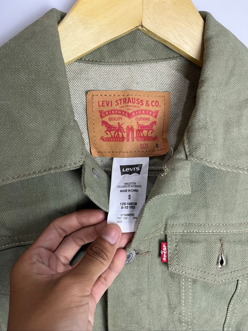 Green matcha Levis jacket 😍, foto 6