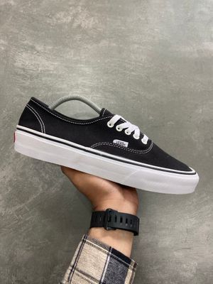 Vans Authentic Classic Black White