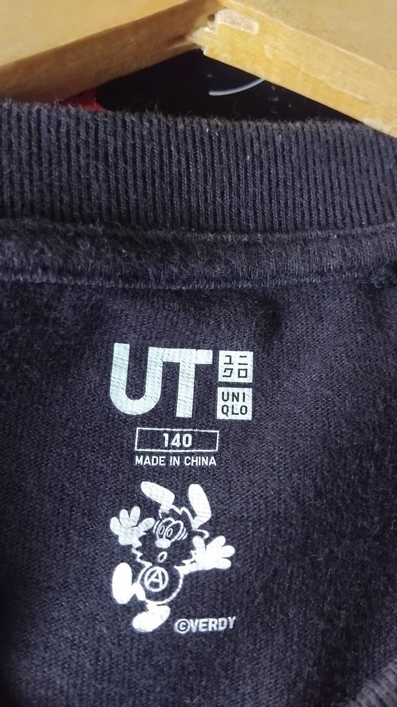 Vwrdy x uniqlo tee, foto 2