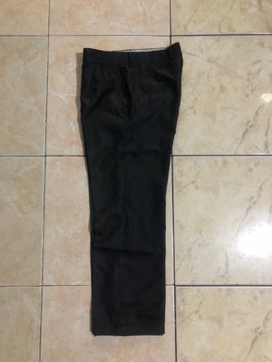 Celana bahan model formal