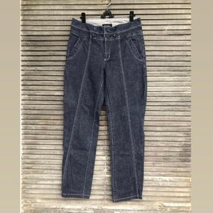 G123 - Celana Panjang Denim Low Rise Wanita