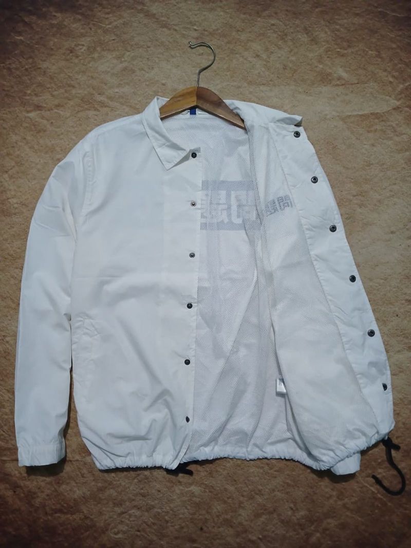 H&m jaket coach putih second branded, foto 2