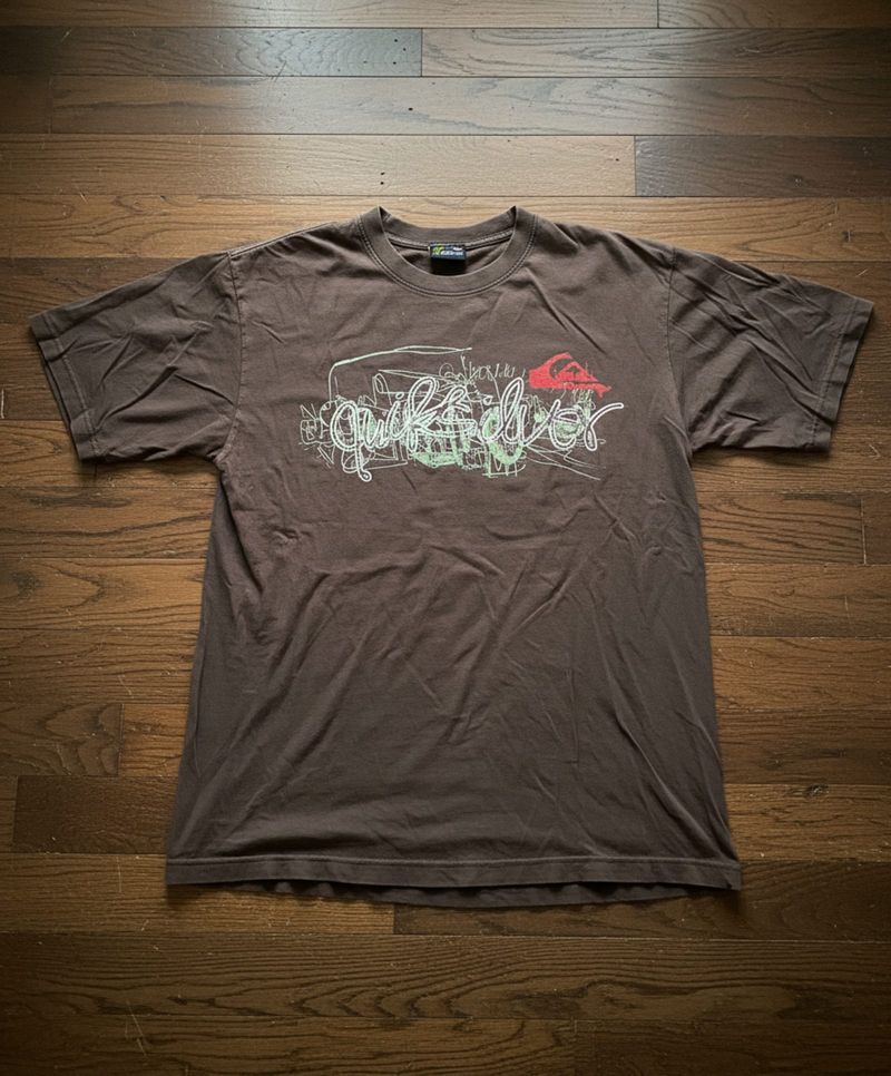 Quicksilver T-shirt - Preloved