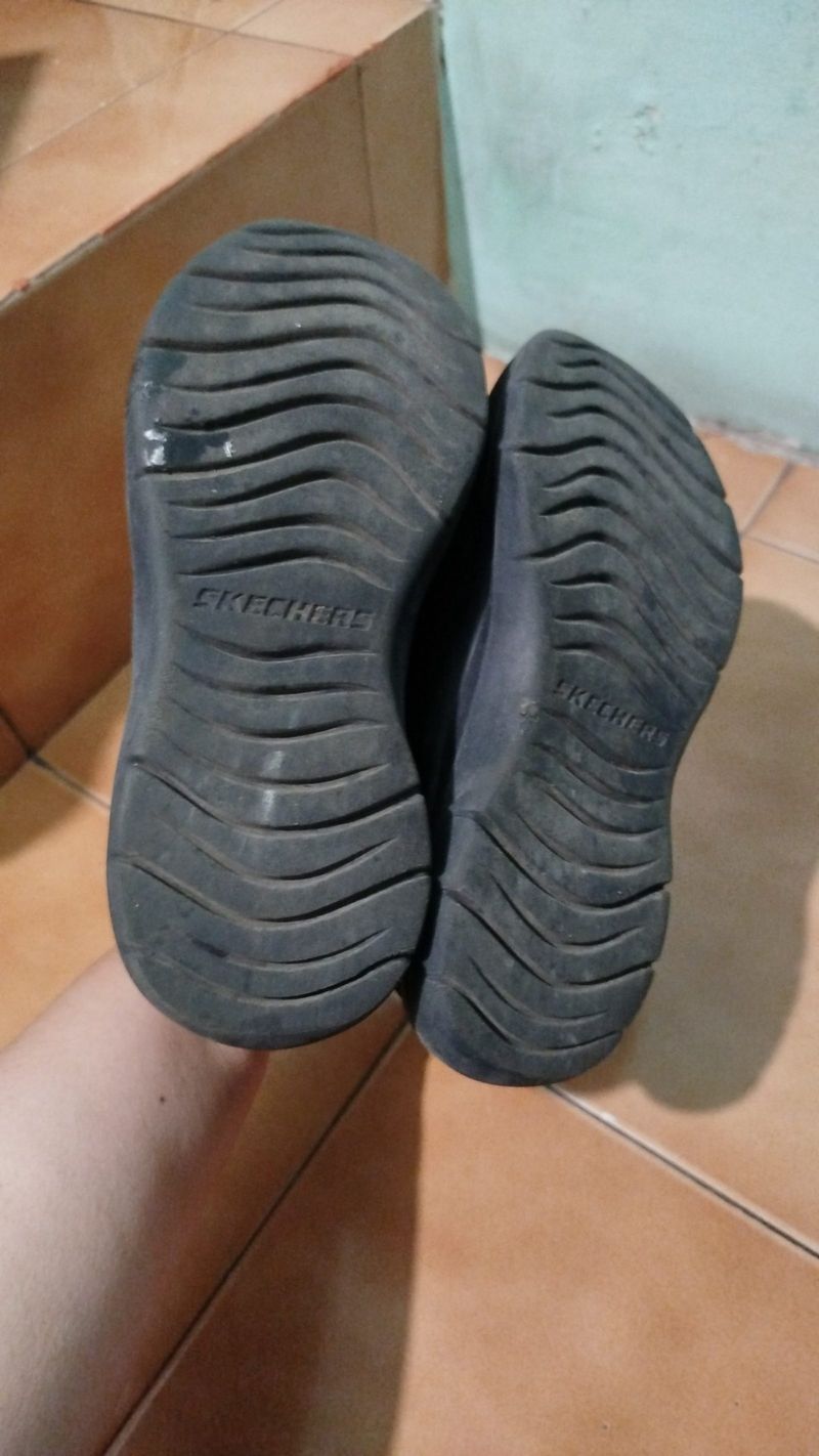 skechers slip on anak preloved, foto 6