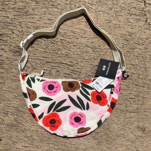 Uniqlo Lolita Shoulder bag Wanita multicolor