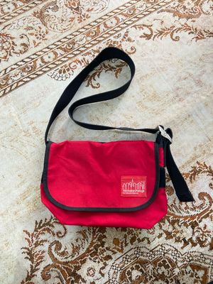 Manhattan portage slingbag