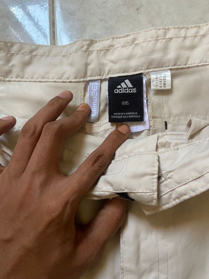 Celana Pendek Adidas Kargo, foto 3