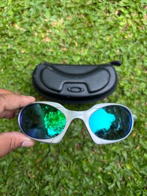 OAKLEY ROMEO SERIES SUNGLASSES