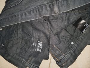 jeans hitam uniqlo selvedge
