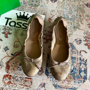 Tods ballet snake skin size 37 (24cm)