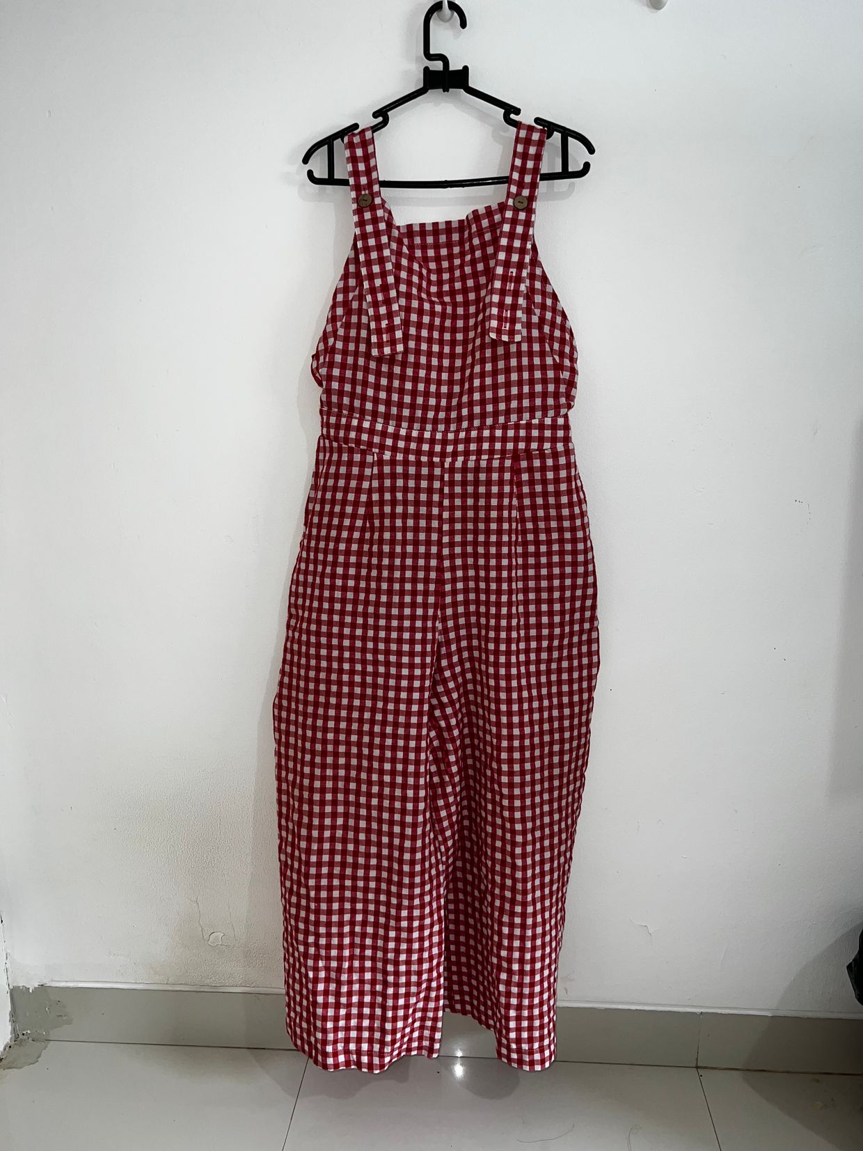 Checkered Overalls - very farm-girl aesthetic