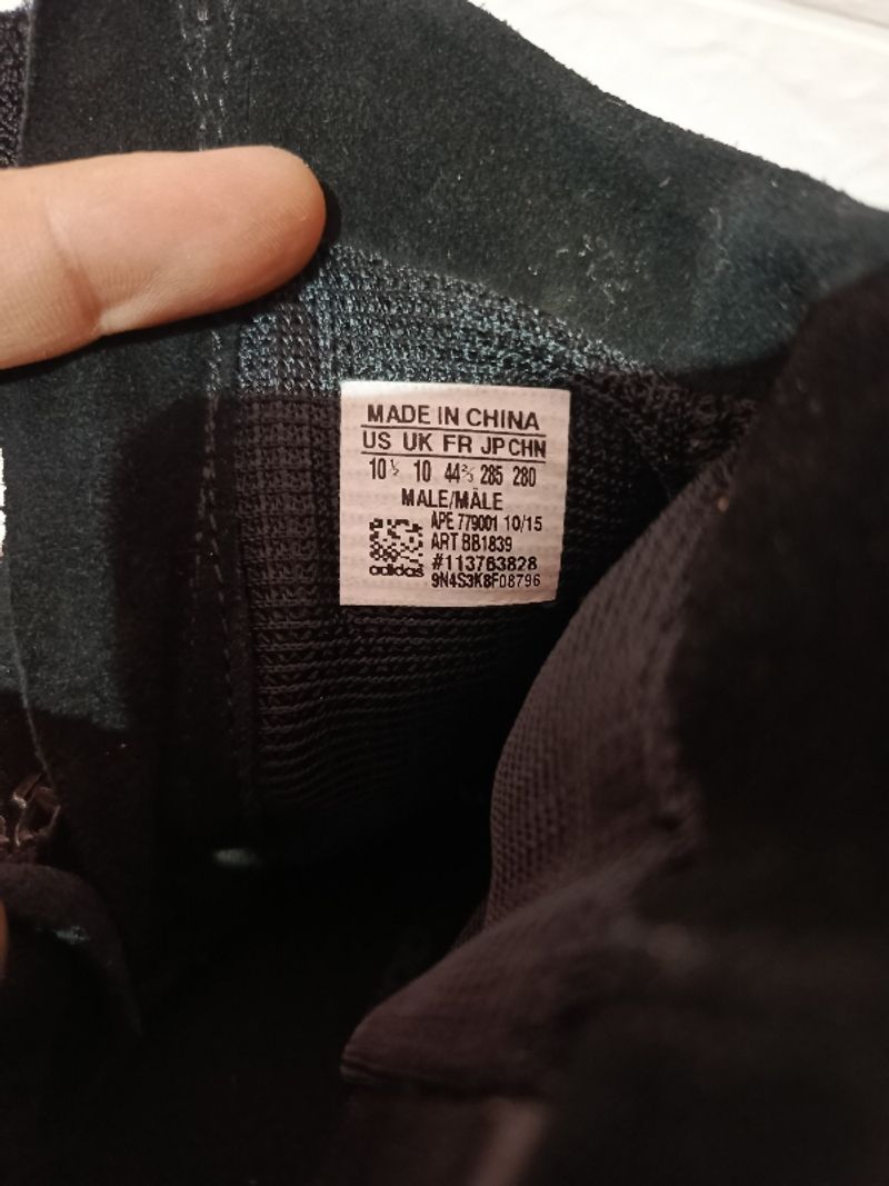 Adidas Yeezy boost 750 Triple Black, foto 5