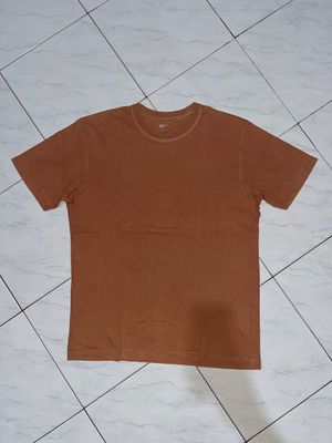 Uniqlo U Tee