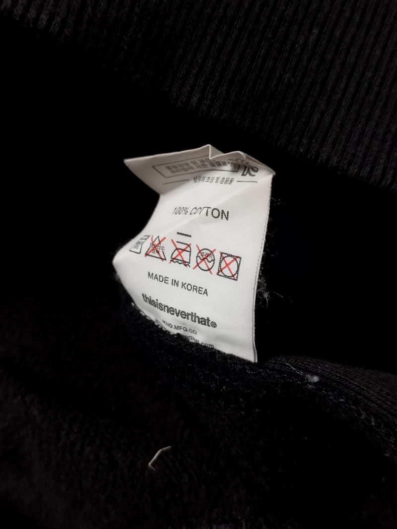 Sweater crewneck thisisneverthat hitam, foto 5