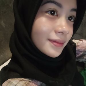 Keisha Nadiya aureli