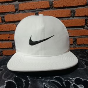 Topi
