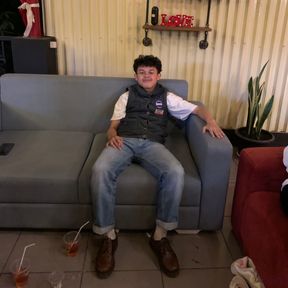 Borntowin