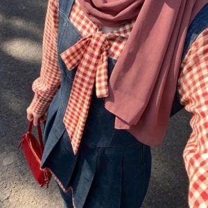 Currated By Cibelle