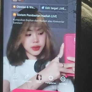 Anggun Sari