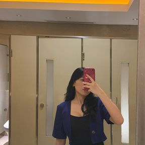 Ayu Putri
