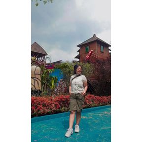 Friska Adelia