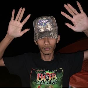 Adam Alfaresa