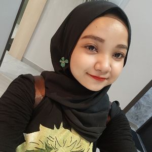 Vhydia Astuti
