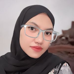 momy khayza