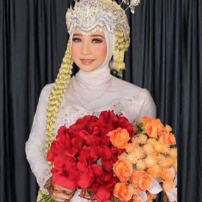 Vella Hermawaty