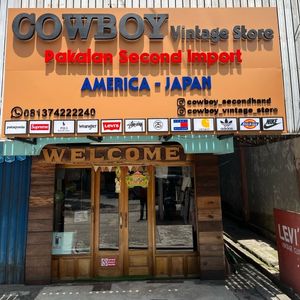 Cowboy Vintage Store