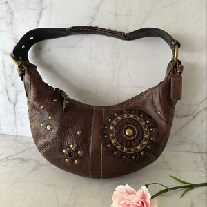 Pecinta Authentic