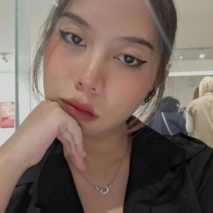 Sefiana Putri