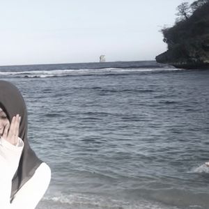 farzana azwa khoironi